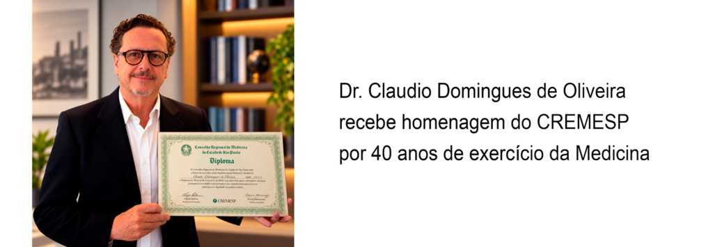 Retrato-profissional-com-diploma-em-escritório-elegante1